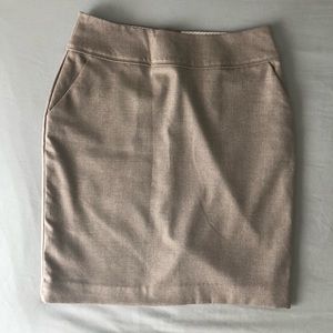 🌸Tan Pencil Skirt with Pockets